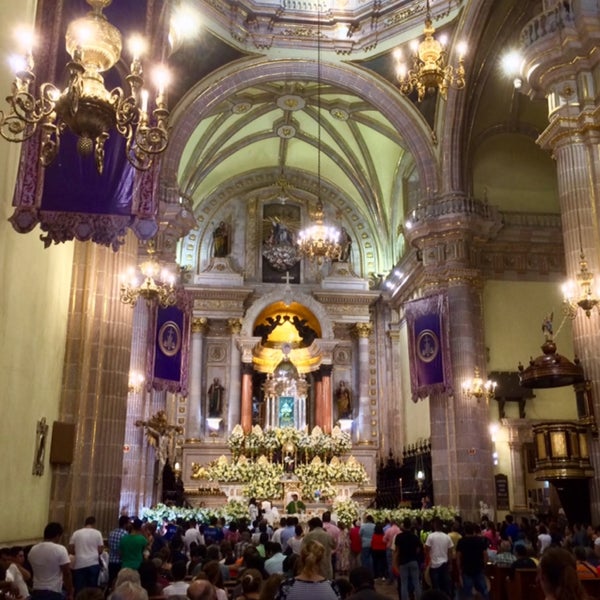 Photo taken at Basílica de la Virgen de San Juan de los Lagos by Jose S. on 8/19/2019