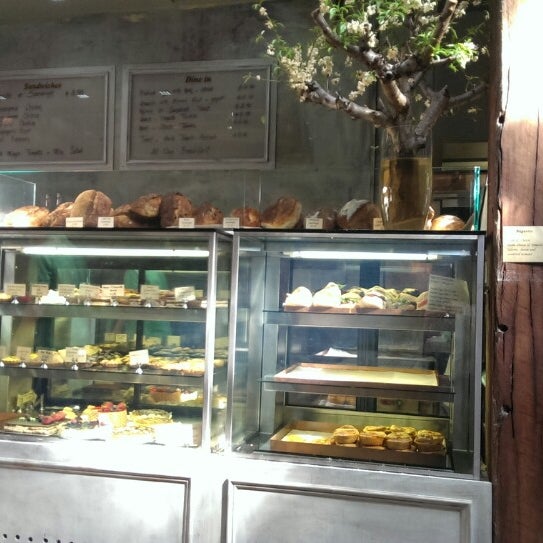 Кафе кондитерская la petite Boulangerie