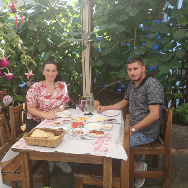 Foto diambil di Narlı Bahçe Cumalıkızık oleh Anıl K. pada 7/9/2019