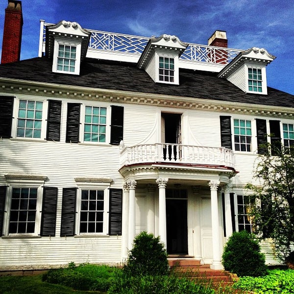 Governor John Langdon House History Museum in Portsmouth