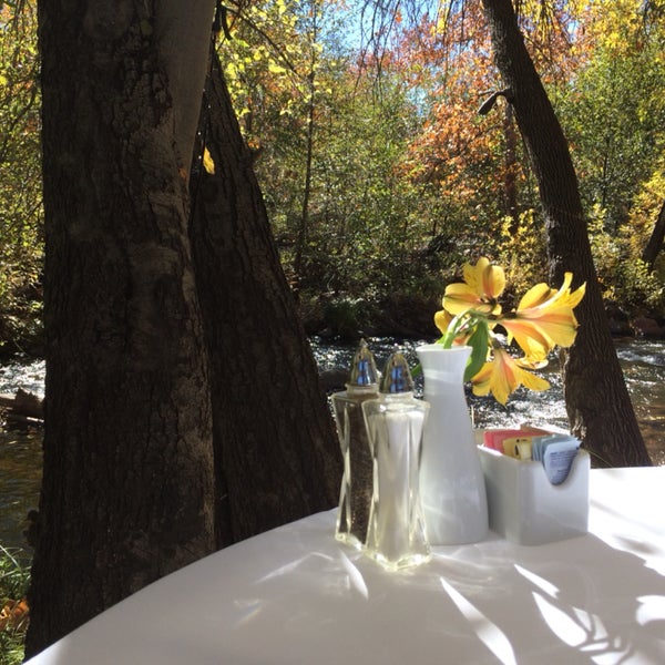 Dinner and brunch were exceptionally good. Sitting creek side makes it unforgettable.