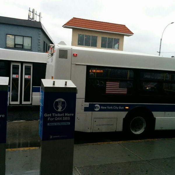 Queens Library at Queensboro Hill 4 tips from 121 visitors