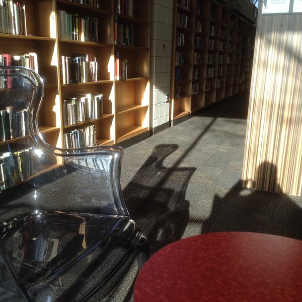 Queens Library at Queensboro Hill 4 tips from 121 visitors