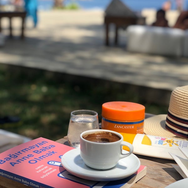 Photo taken at Dodo Beach Club by Selin E. on 8/3/2019