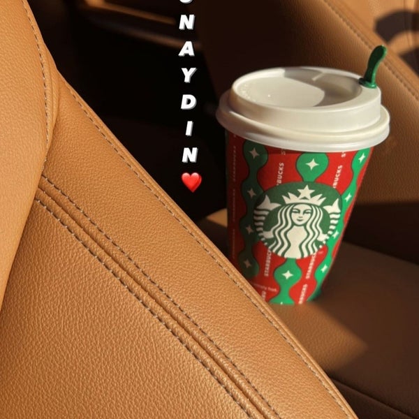 Foto scattata a Starbucks da Funda S. il 12/24/2022