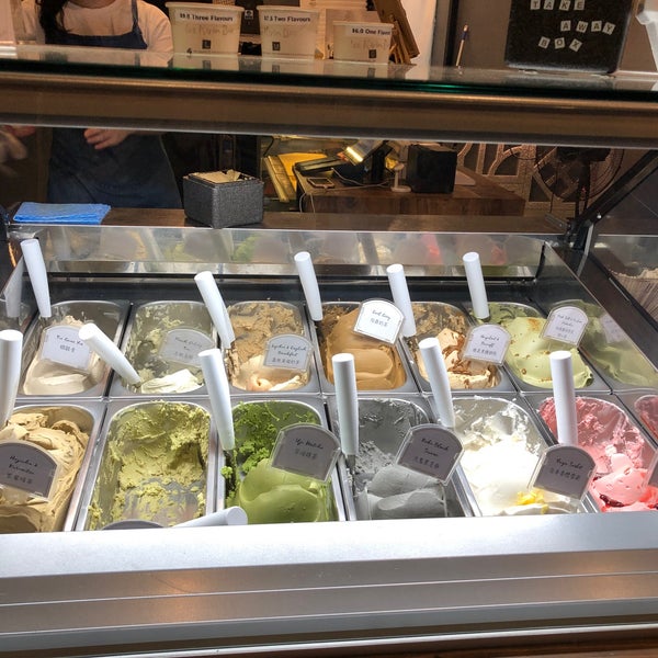 Ice Kirin Bar Ice Cream Parlor