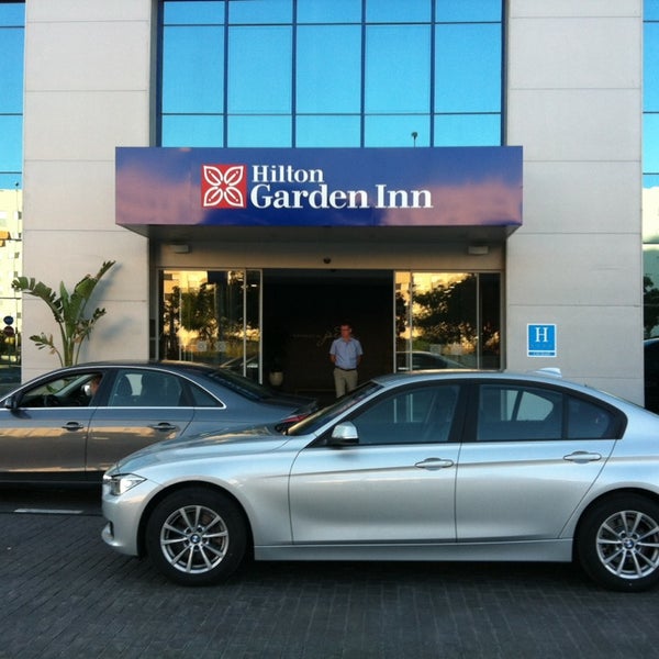 Foto tirada no(a) Hilton Garden Inn por Bad Boy 😈 em 10/10/2013