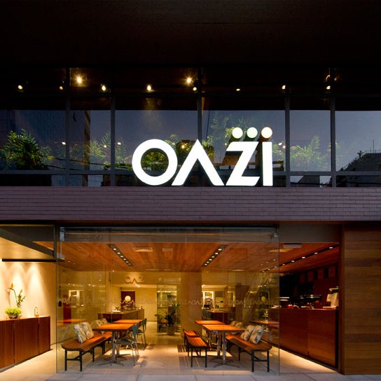Das Foto wurde bei Oazi Restaurante von Oazi Restaurante am 7/22/2013 aufgenommen