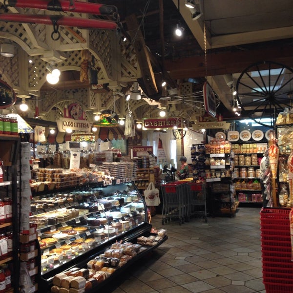 6/3/2014 tarihinde Elena G.ziyaretçi tarafından Grace&#39;s Marketplace NYC'de çekilen fotoğraf