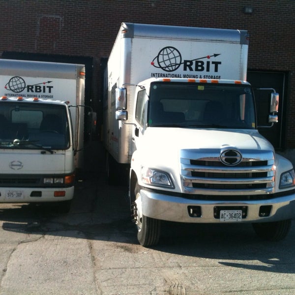 10/17/2013にOrbit International M.がOrbit International moving logistics LTDで撮った写真