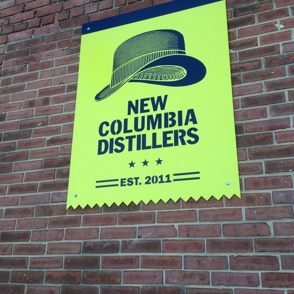 7/6/2013 tarihinde Tony C.ziyaretçi tarafından New Columbia Distillers'de çekilen fotoğraf