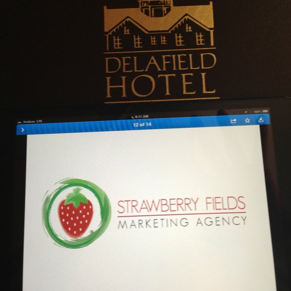 3/21/2013にKelly B.がDelafield Hotelで撮った写真