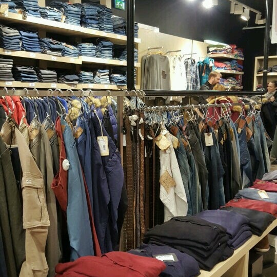 Photos at Staff Jeans Co 3 tips from 130 visitors