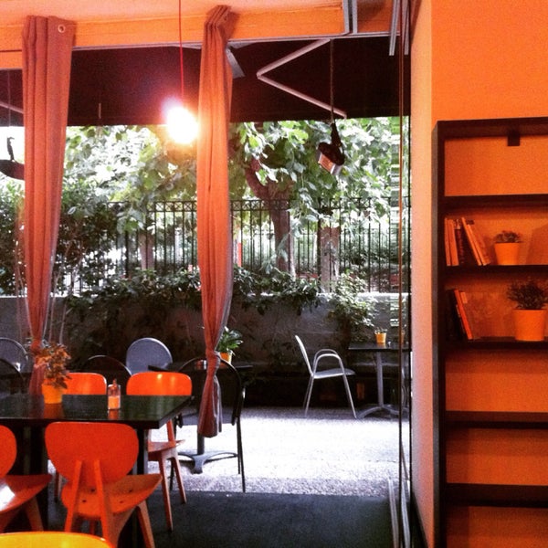 9/21/2015 tarihinde Marianna M.ziyaretçi tarafından Yellow Cafe'de çekilen fotoğraf