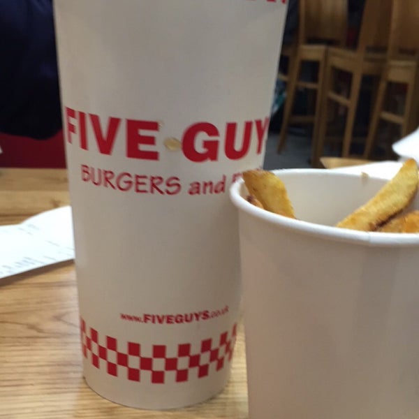 Photo taken at Five Guys by Mohammed🪝 on 3/4/2016
