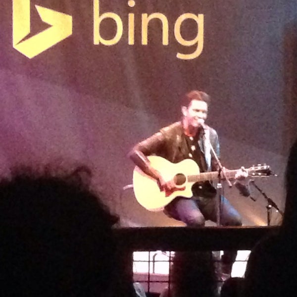 7/15/2014에 Derek M.님이 The Bing Lounge에서 찍은 사진