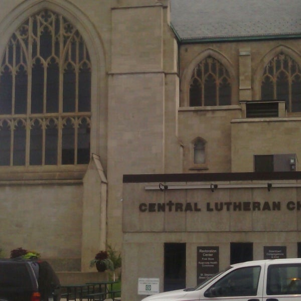 7/26/2013 tarihinde Devin A.ziyaretçi tarafından Central Lutheran Church'de çekilen fotoğraf