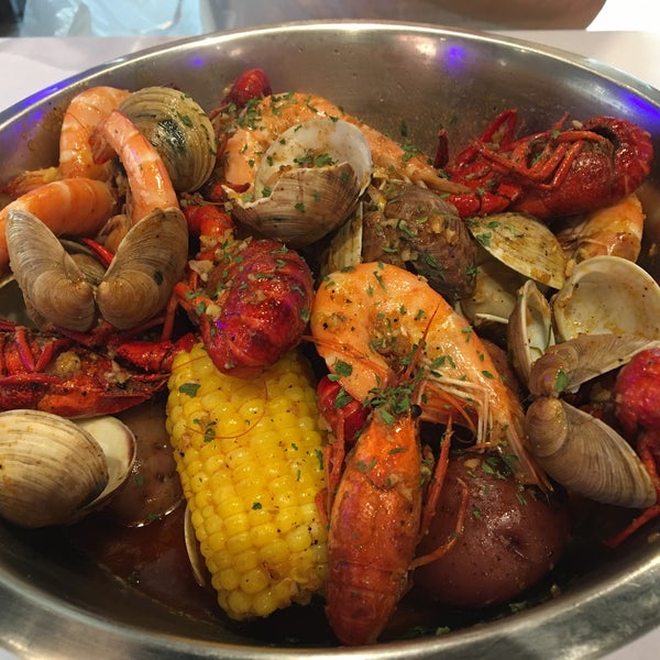 Submarine Crab - 159 N Hiatus Rd