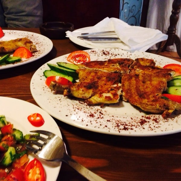 Das Foto wurde bei Ресторан Гала von Руслан . am 11/9/2013 aufgenommen