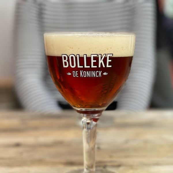 Снимок сделан в De Koninck - Antwerp City Brewery пользователем Timothy J. 5/13/2021