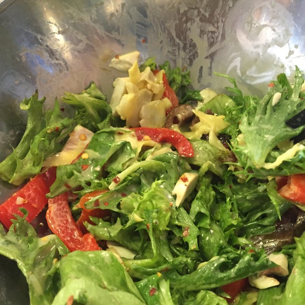Mixed green salad w roasted peppers and honey lime dressing