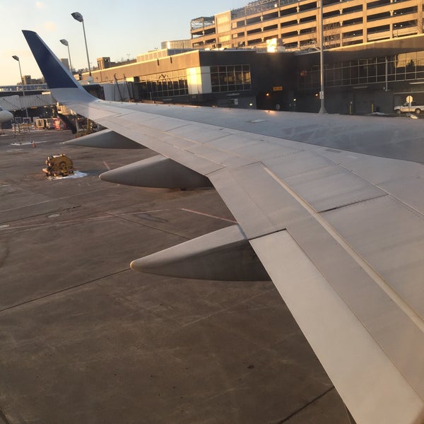 Photo taken at Minneapolis–Saint Paul International Airport (MSP) by Ceren A. on 3/3/2015