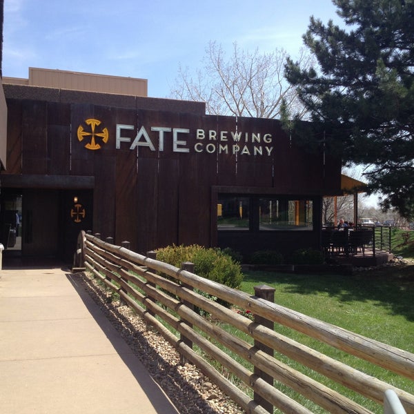 Foto diambil di FATE Brewing Company oleh Carly Hana P. pada 5/4/2013