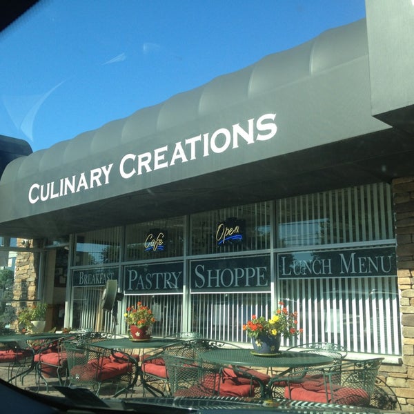 รูปภาพถ่ายที่ Culinary Creations Eatery โดย Wendy M. เมื่อ 9/22/2013