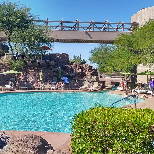 10/8/2017 tarihinde Evgeniya G.ziyaretçi tarafından Phoenix Marriott Resort Tempe at The Buttes'de çekilen fotoğraf