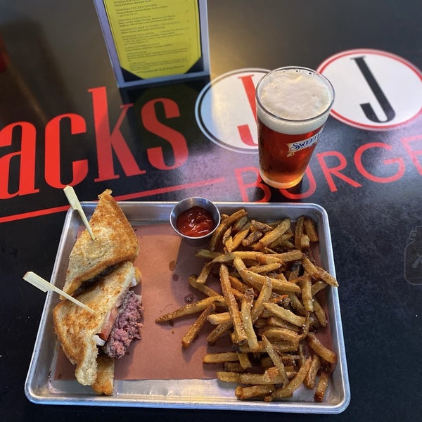 3 Jacks Burger Bar Dunmore, PA
