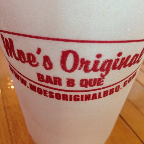 Photo taken at Moe&#39;s Original Bar B Que by Sarah B. on 6/3/2014