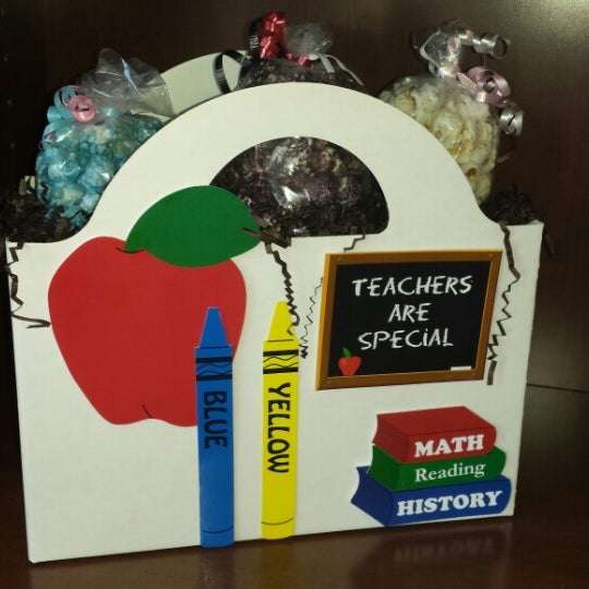 Uptown Popcorn 7 tips from 133 visitors