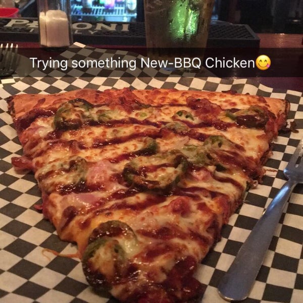 Снимок сделан в AJ&#39;s NY Pizzeria of Topeka пользователем Teresa H. 8/6/2017