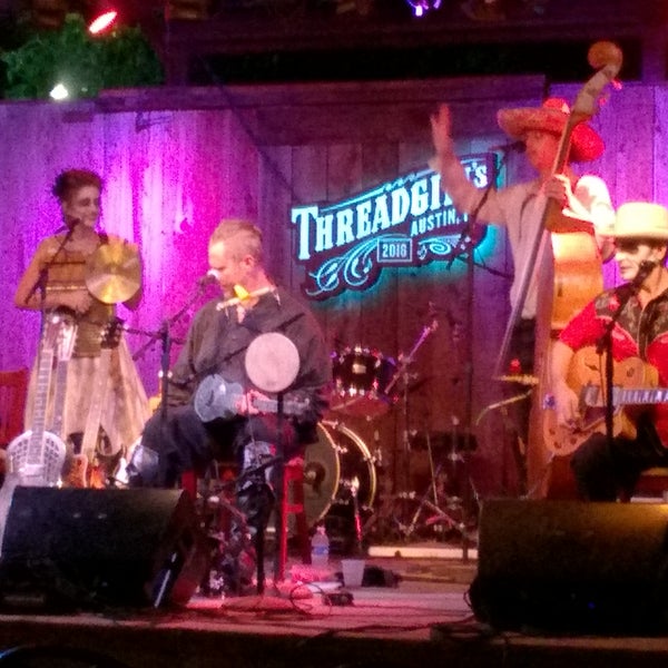 Photo taken at Threadgill&#39;s by Capt S. on 10/30/2016