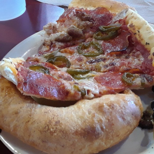 Photo taken at DoubleDave&#39;s Pizzaworks by Capt S. on 5/28/2019