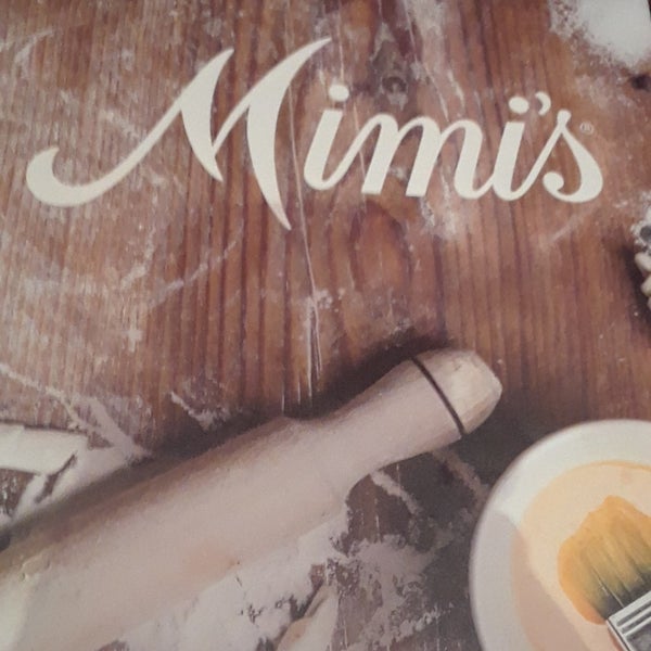 Photo taken at Mimi&#39;s Bistro + Bakery by Capt S. on 9/4/2019