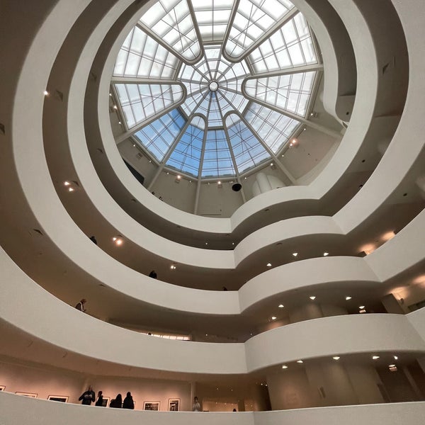 Photo taken at Solomon R. Guggenheim Museum by Nam P. on 12/20/2023