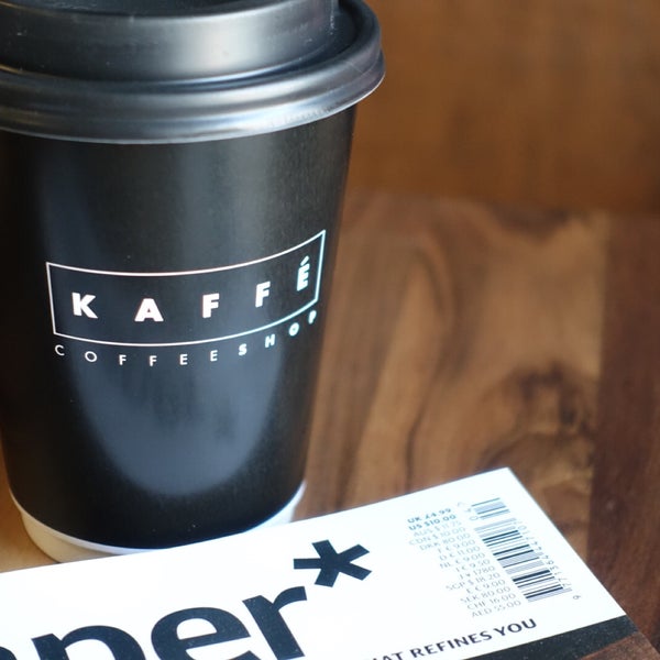 Foto tirada no(a) KAFFÉ Coffee Shop por Nejat T. em 4/7/2016