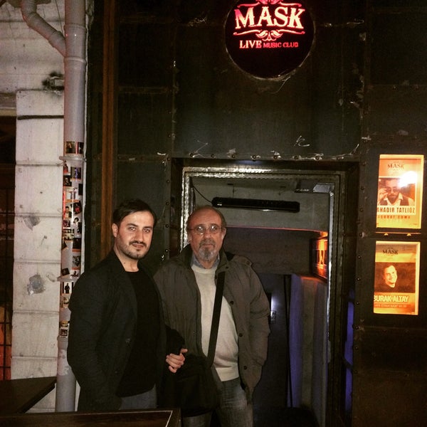 2/3/2017 tarihinde Mahmut K.ziyaretçi tarafından Mask Live Music Club'de çekilen fotoğraf