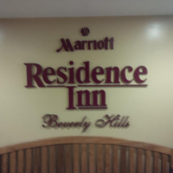 Photo prise au Residence Inn by Marriott Beverly Hills par Khaled le9/23/2013