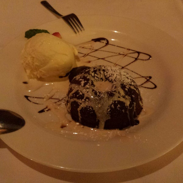 Brazzaz Brazilian Steakhouse (Now Closed) Near North Side 539 N