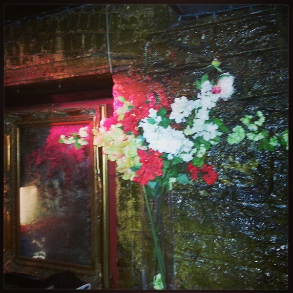 3/25/2013にChauncey D.がWestside Tavernで撮った写真