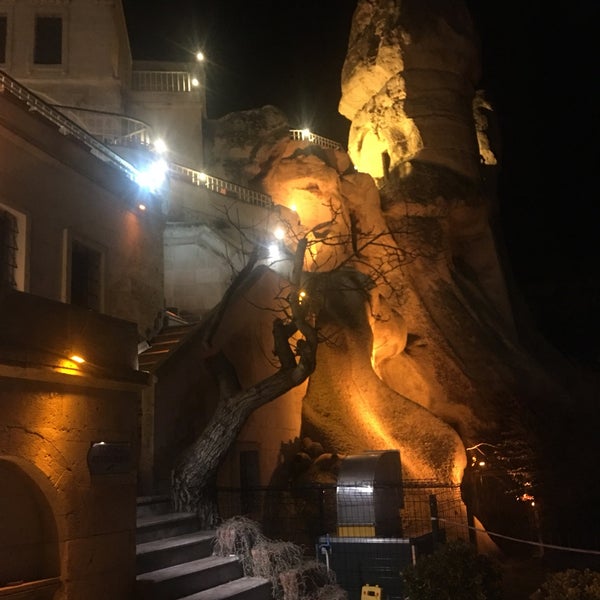 Foto scattata a Göreme Kaya Hotel da Şifo A. il 1/30/2019