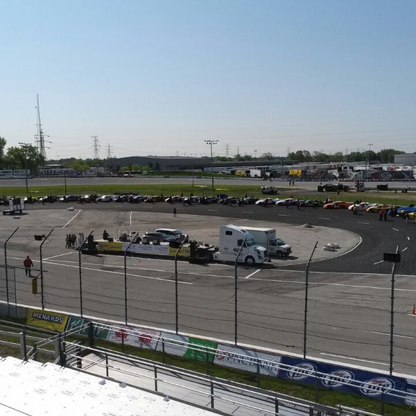 5/18/2014 tarihinde Dakota M.ziyaretçi tarafından Toledo Speedway'de çekilen fotoğraf