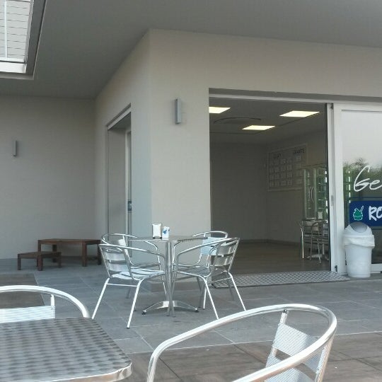 gelateria romantica Ice Cream Parlor