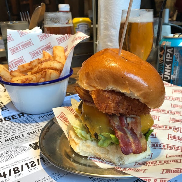 Look at this burger 😋 Mac attack!