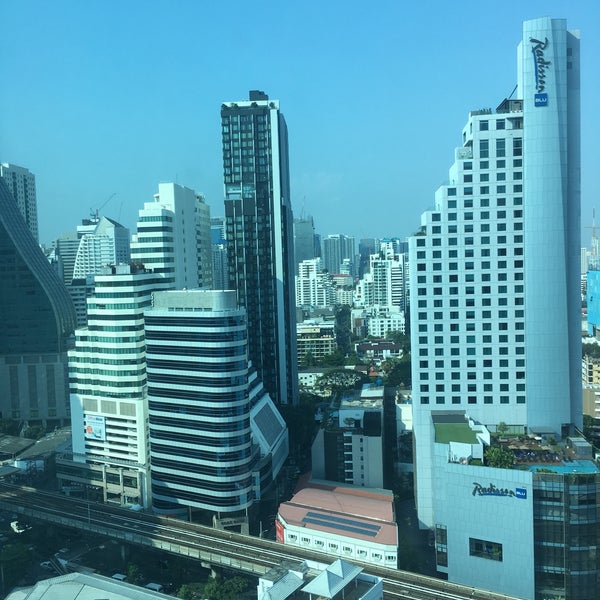 2/21/2018에 Sergey K.님이 Windsor Suites Hotel Bangkok에서 찍은 사진