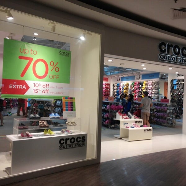 Crocs changi city point hot sale