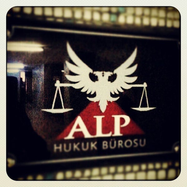 Foto tirada no(a) Alp Hukuk Bürosu por Alperen em 5/9/2014