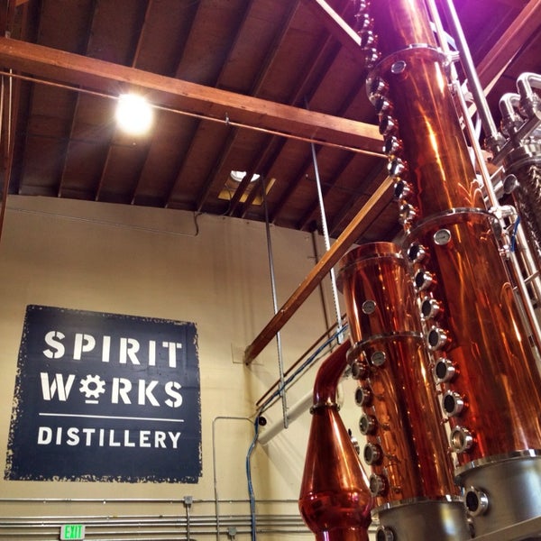 Foto scattata a Spirit Works Distillery da Chris M. il 9/7/2013
